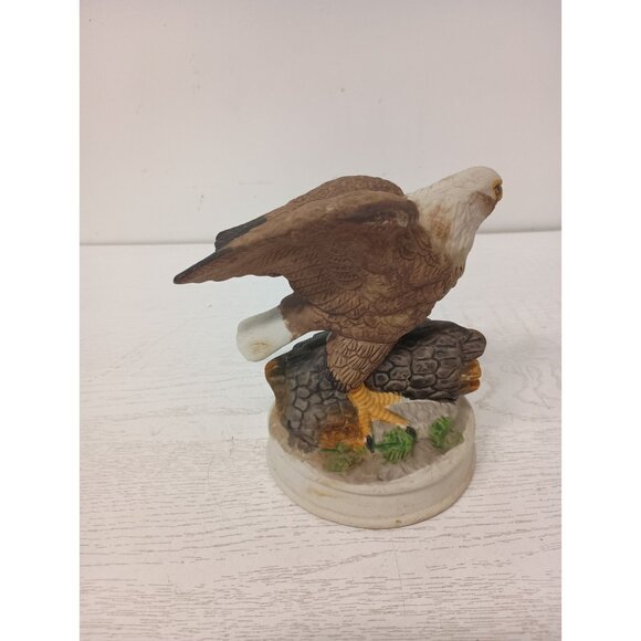 Vintage Ceramic Bald Eagle Statue Figurine American Birds In Flight Collection - Picture 5 of 11